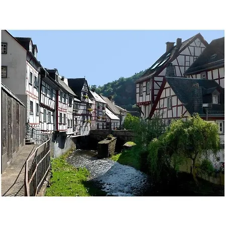 Am Alten Kirchplatz 3